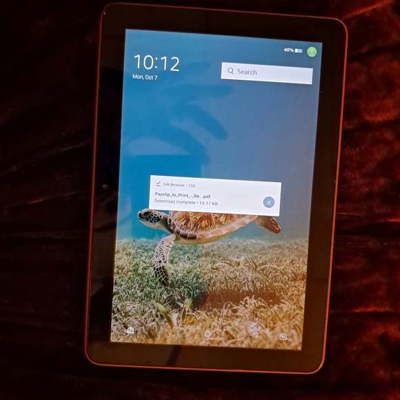 Amazon fire tablet - Picture 3 of 5